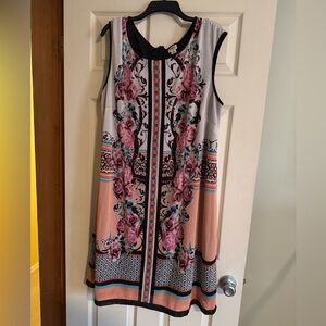 Woman’s dress Cato